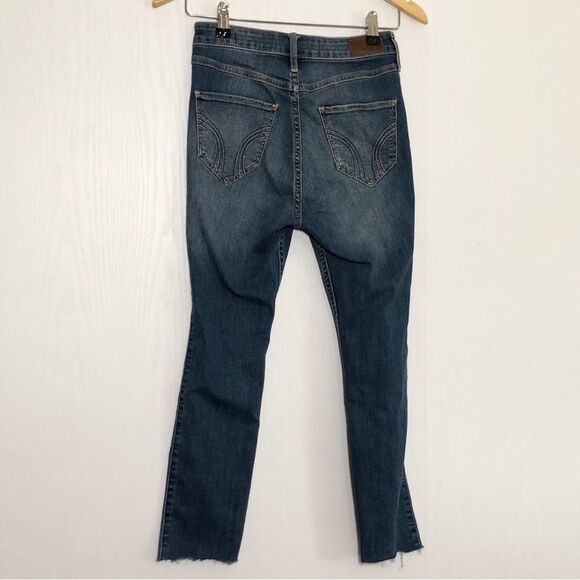 Hollister Jeans Womens 25 1S Blue Ultra High Rise Super Skinny Distressed - Picture 8 of 8